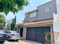 Casa en venta en La Herradura, 4 recámaras Casa en venta en La Herradura, 4 recámaras