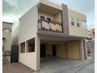 Casa en renta en Urbi Quinta del Cedro, Tijuana, Baja California
