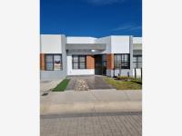 VENTA - CASA EN LOS LAGOS, POZOS