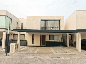 Casa en venta en Fénix Residencial, San Mateo Atenco, México Casa en venta en Fénix Residencial, San Mateo Atenco, México