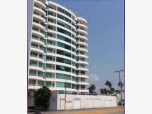 Se vende departamento con vista al mar
