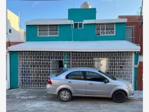 Casa en venta en Residencial Pensiones I y II, Mérida, Yucatán Casa en venta en Residencial Pensiones I y II, Mérida, Yucatán