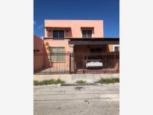 Casa en renta en Residencial Pensiones I y II, Mérida, Yucatán