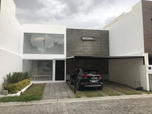 Casa en venta en San Francisco Acatepec, San Andrés Cholula, Puebla Casa en venta en San Francisco Acatepec, San Andrés Cholula, Puebla