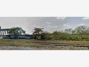 TERRENO INDUSTRIAL EN VENTA ORILLA DE CARRET Y VIAS FERREAS EN SANTA FE VERACRUZ 3.2 HAS TERRENO INDUSTRIAL EN VENTA ORILLA DE CARRET Y VIAS FERREAS EN SANTA FE VERACRUZ 3.2 HAS