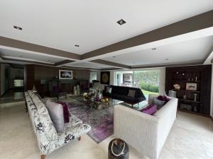EN SAN JERÓNIMO, VENTA DE AMPLIA CASA EN CONDOMINIO. EN SAN JERÓNIMO, VENTA DE AMPLIA CASA EN CONDOMINIO.