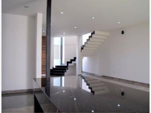 Casa en venta en Porta Fontana, León, Guanajuato