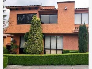 Casa en venta en Lomas de Vista Hermosa, Cuajimalpa de Morelos, Ciudad de México