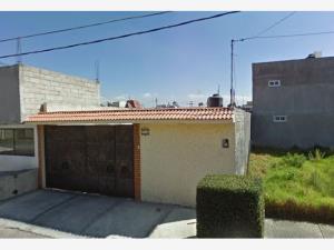 Casa en remate en Santa Elena, San Mateo Atenco, México
