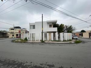 Casa en venta en Linda Vista, Guadalupe, Nuevo León