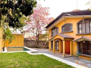 Casa en renta en Palmira, Cuernavaca, Morelos Casa en renta en Palmira, Cuernavaca, Morelos