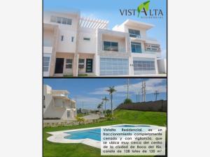 Se venden casas  de varios prototipos en boca del rio, fraccionaminto cerrado  y vigilancia 24/7