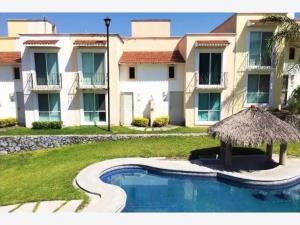 Casa en remate en Villas de Xochitepec, Xochitepec, Morelos