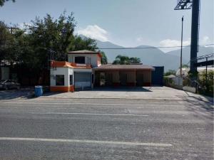 Terreno en venta en Yerbaniz, Santiago, Nuevo León