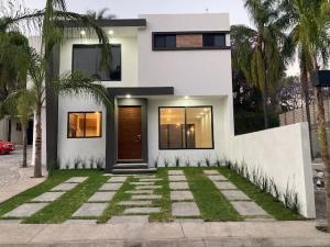Casa en venta en Lomas de la Selva, Cuernavaca, Morelos Casa en venta en Lomas de la Selva, Cuernavaca, Morelos
