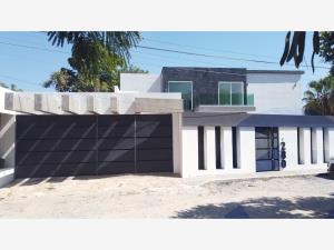 Casa en venta en Club de Golf Campestre, Tuxtla Gutiérrez, Chiapas