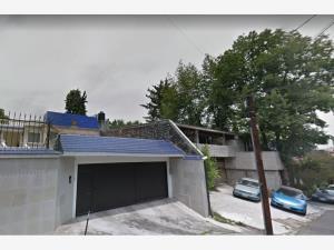 Casa en venta en Jardines del Pedregal, Álvaro Obregón, Ciudad de México Casa en venta en Jardines del Pedregal, Álvaro Obregón, Ciudad de México