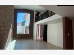 Casa en venta en Santa Cruz Buenavista, Puebla, Puebla