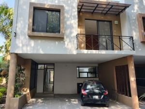 Casa en venta en Atlacomulco, Jiutepec, Morelos Casa en venta en Atlacomulco, Jiutepec, Morelos