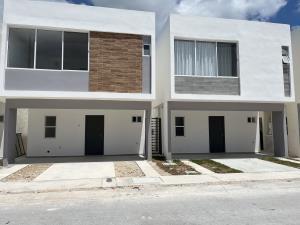 Casa en venta en Porto Alto, Solidaridad, Quintana Roo