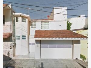 Casa en venta en Jardines de Mocambo, Boca del Río, Veracruz de Ignacio de la Llave