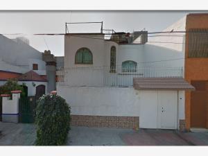 Casa en venta en Guadalupe Tepeyac, Gustavo A. Madero, Ciudad de México Casa en venta en Guadalupe Tepeyac, Gustavo A. Madero, Ciudad de México