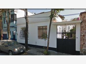 Casa en venta en San Alvaro, Azcapotzalco, Ciudad de México Casa en venta en San Alvaro, Azcapotzalco, Ciudad de México