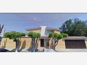 Casa en venta en La Calma, Zapopan, Jalisco