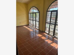Casa en venta en Otilio Montaño, Cuautla, Morelos