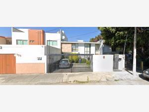 Casa en venta en Colon Echegaray, Naucalpan de Juárez, México