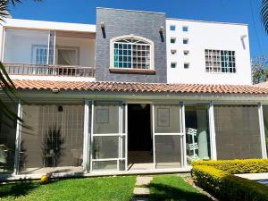 Casa en venta en Lomas del Manantial, Xochitepec, Morelos Casa en venta en Lomas del Manantial, Xochitepec, Morelos