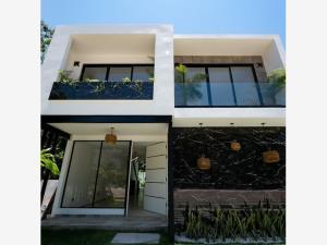 Casa en venta en Ciudad Mayakoba, Solidaridad, Quintana Roo