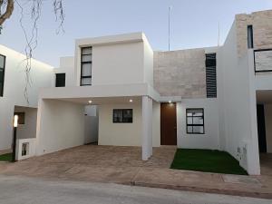 Casa en renta en Temozon Norte, Mérida, Yucatán Casa en renta en Temozon Norte, Mérida, Yucatán