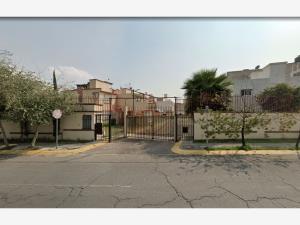 Casa en venta en Las Américas, Ecatepec de Morelos, México Casa en venta en Las Américas, Ecatepec de Morelos, México