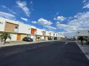 Casa en renta en Valle de Juriquilla, Querétaro, Querétaro