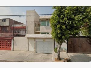 Casa en venta en Valle de Aragón 3ra. Sección Oriente, Ecatepec de Morelos, México Casa en venta en Valle de Aragón 3ra. Sección Oriente, Ecatepec de Morelos, México
