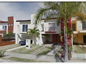Casa en venta en Residencial Fluvial Vallarta, Puerto Vallarta, Jalisco Casa en venta en Residencial Fluvial Vallarta, Puerto Vallarta, Jalisco