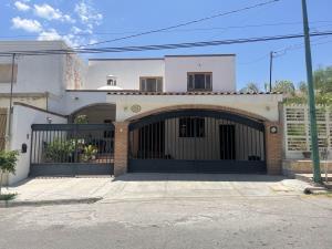 Casa en venta en El Campestre, Gómez Palacio, Durango Casa en venta en El Campestre, Gómez Palacio, Durango