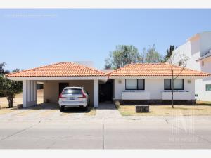 Casa en venta en La Hacienda de León Residencial y Golf, León, Guanajuato