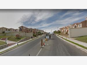Casa en venta en Paseos de Santiago, Tonalá, Jalisco