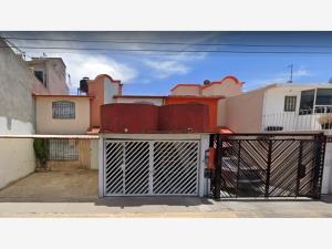 Casa en venta en Cofradía de San Miguel, Cuautitlán Izcalli, México