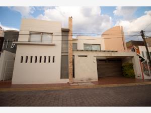 Casa en venta en Arboledas de San Javier, Pachuca de Soto, Hidalgo Casa en venta en Arboledas de San Javier, Pachuca de Soto, Hidalgo