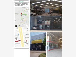 Bodega en venta en Sindurio, Morelia, Michoacán de Ocampo