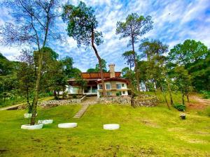 Casa en venta en Avandaro, Valle de Bravo, México