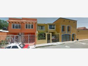 Casa en venta en Libertad, Coatepec, Veracruz de Ignacio de la Llave