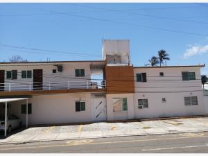 Hotel en venta en Playa de Oro Mocambo, Boca del Río, Veracruz de Ignacio de la Llave Hotel en venta en Playa de Oro Mocambo, Boca del Río, Veracruz de Ignacio de la Llave