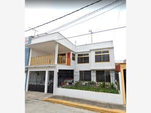 Casa en venta en El Coyol, Gustavo A. Madero, Ciudad de México