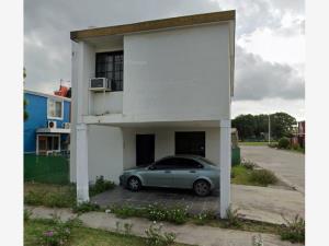 Casa en venta en 18 de Marzo, Ciudad Madero, Tamaulipas