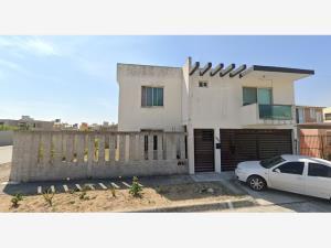 Casa en venta en 18 de Marzo, Ciudad Madero, Tamaulipas