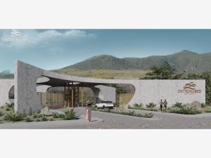 Terreno en venta en Puerta del Lago, Jocotepec, Jalisco